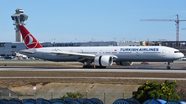 TC-LJC::Turkish Airlines